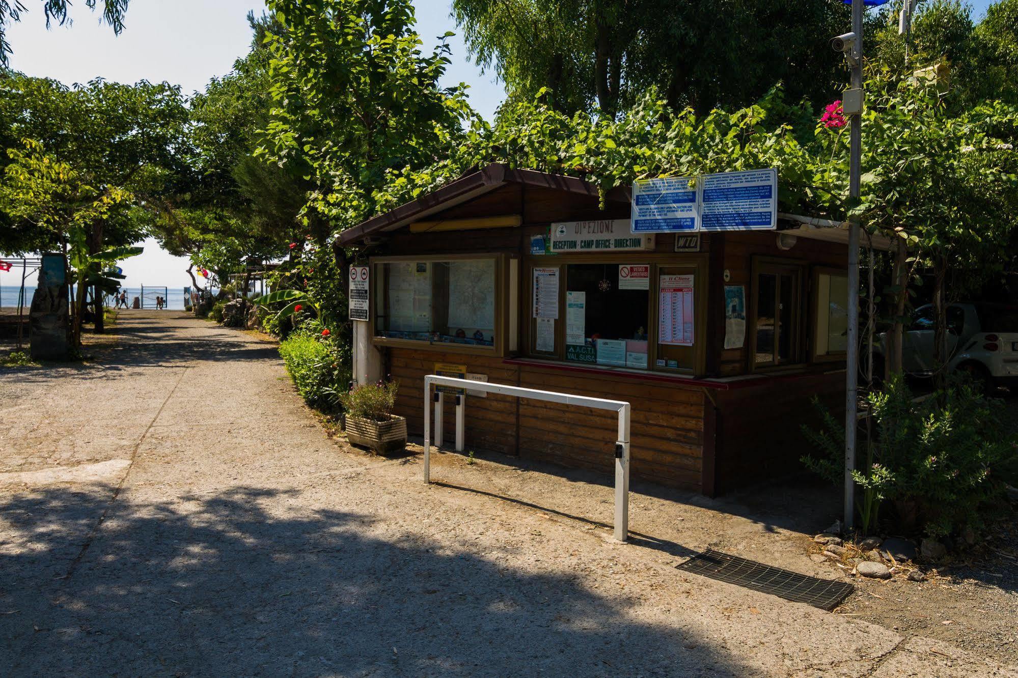 Camping La Focetta Sicula SantʼAlessio Siculo Extérieur photo