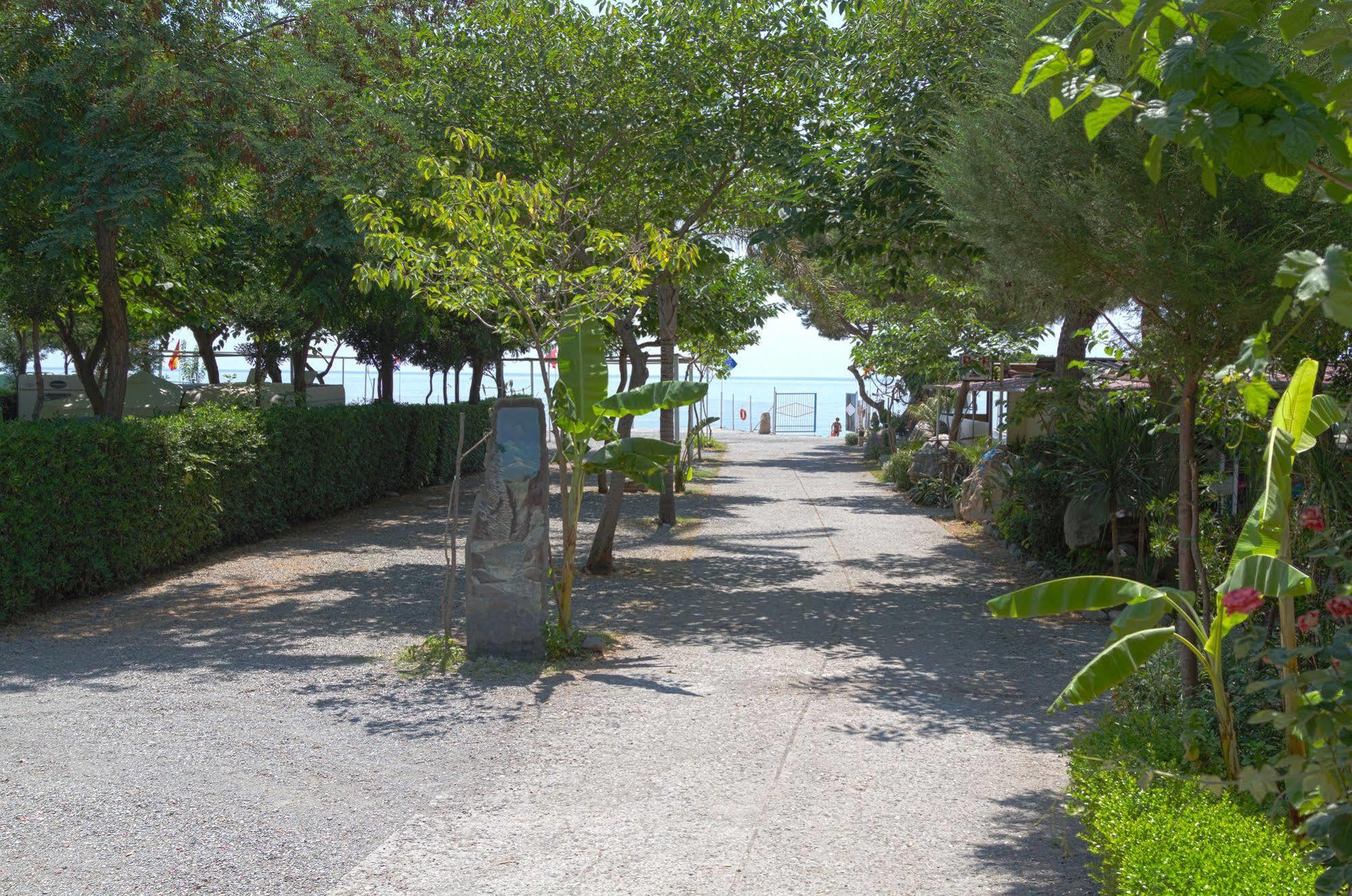 Camping La Focetta Sicula SantʼAlessio Siculo Extérieur photo